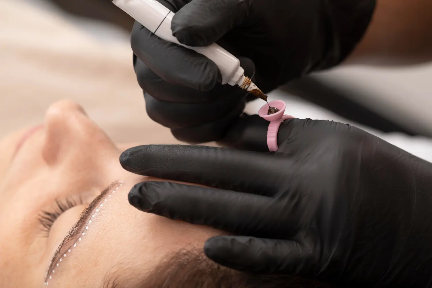 Sesión de microblading en el centro de Bianca, Alhendín